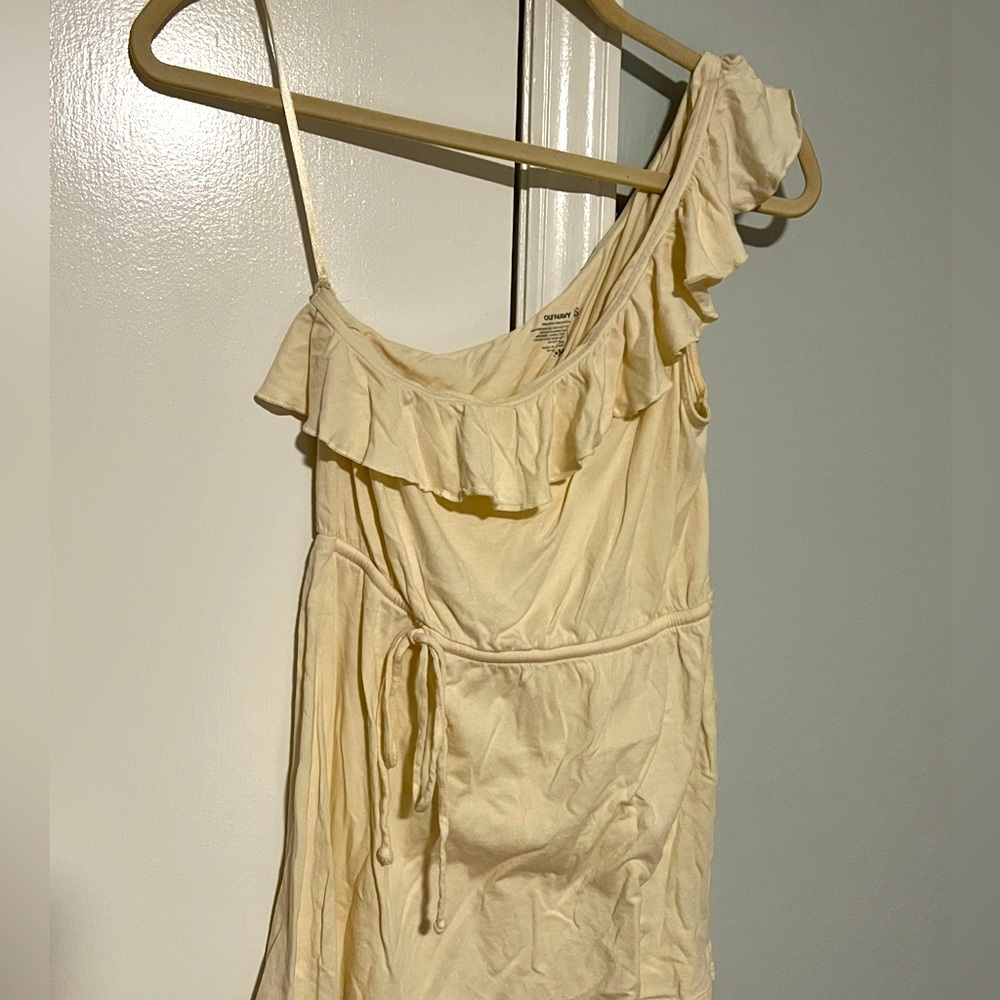 One shoulder ruffle blouse